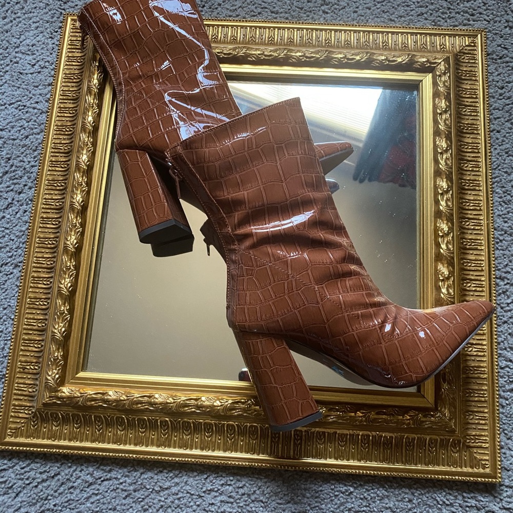 Women's Cognac Textured Boots
